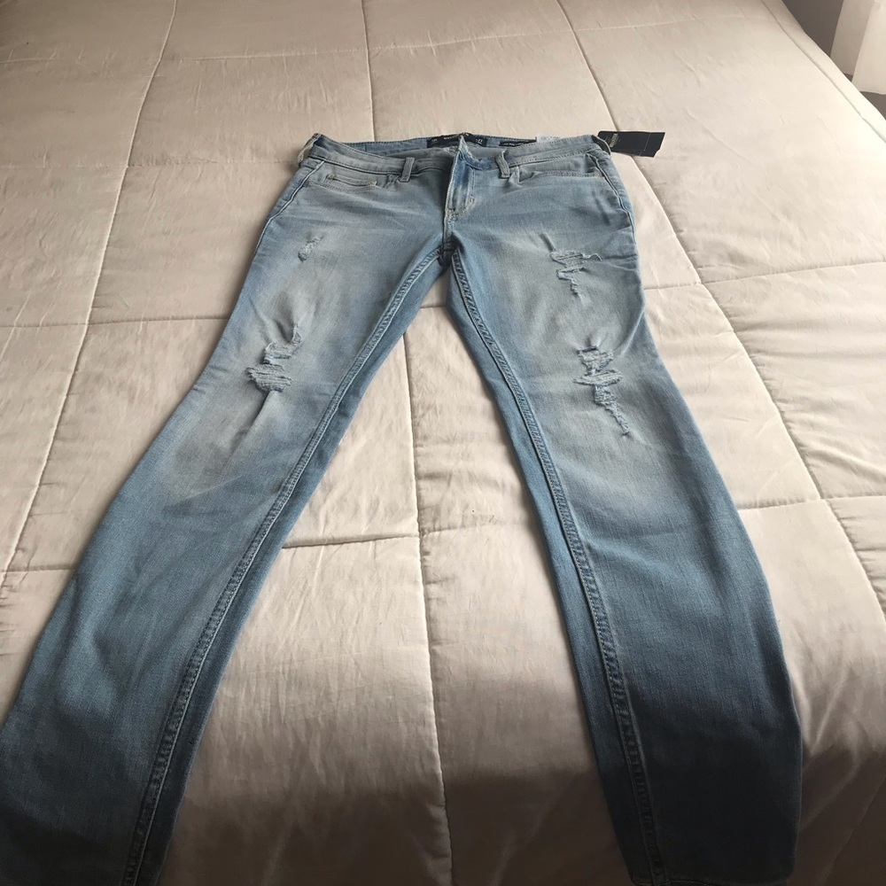Hollister Light wash jeans